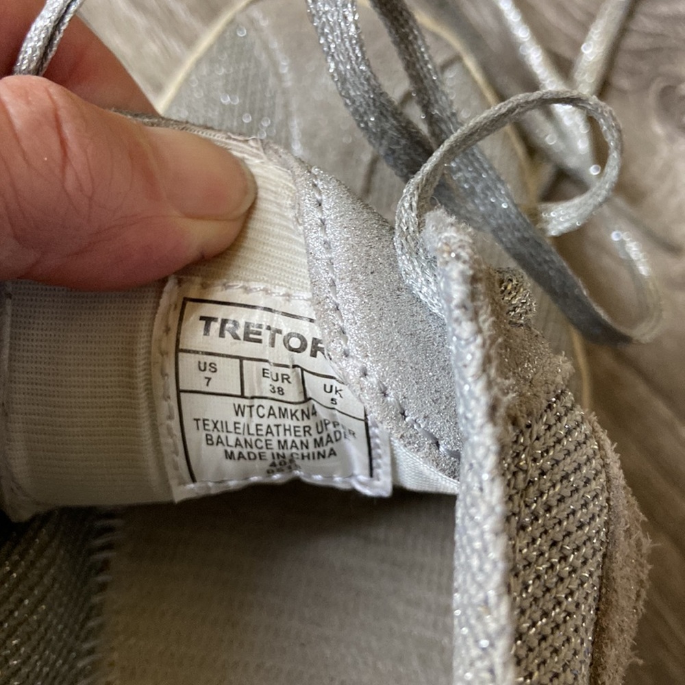 Tretorn silver sneakers - Picture 5 of 5